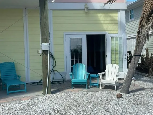 2579  Third  ST, Matlacha, FL 33993