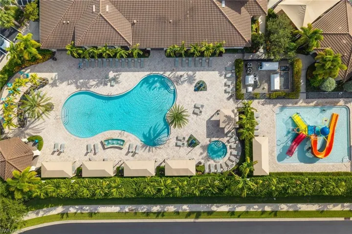 13617 Mandarin Cir, Naples, Florida 34109