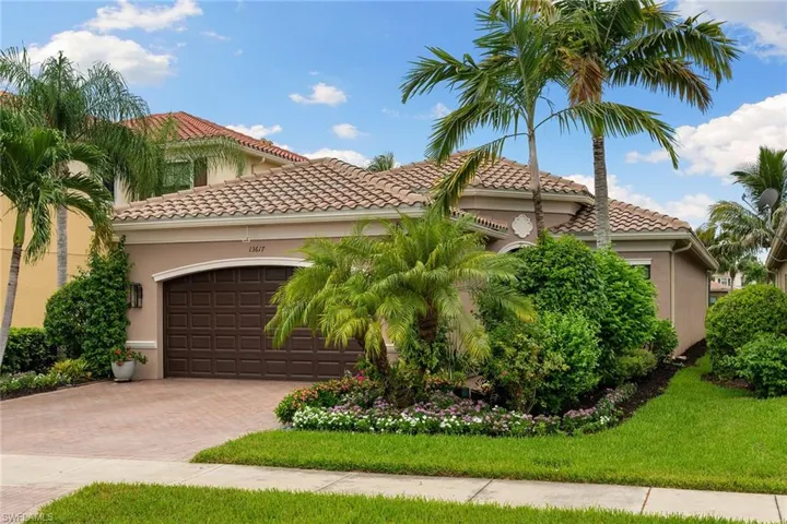 13617 Mandarin Cir, Naples, Florida 34109