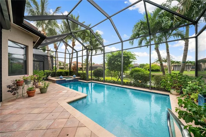 13617 Mandarin Cir, Naples, Florida 34109