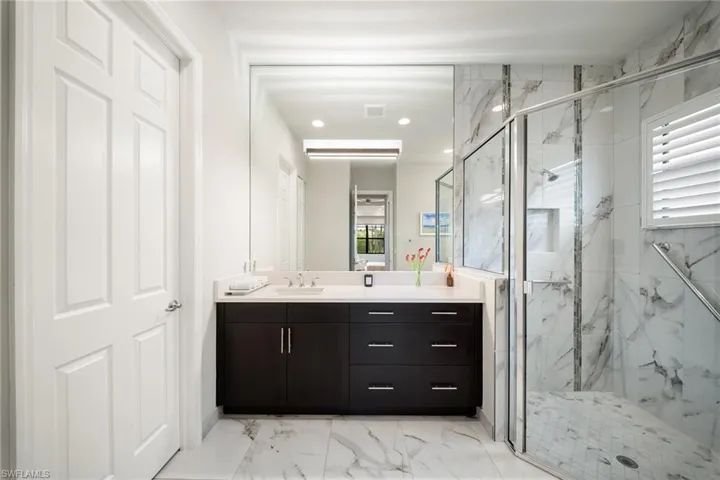 13617 Mandarin Cir, Naples, Florida 34109