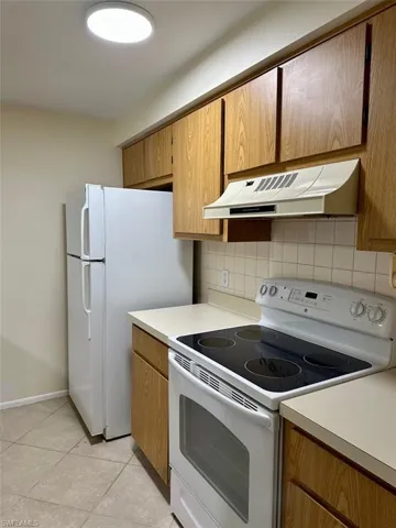 13115  Feather Sound  DR, Fort Myers, FL 33919