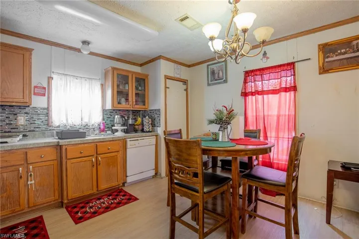 602  Bowden  RD, Clewiston, FL 33440