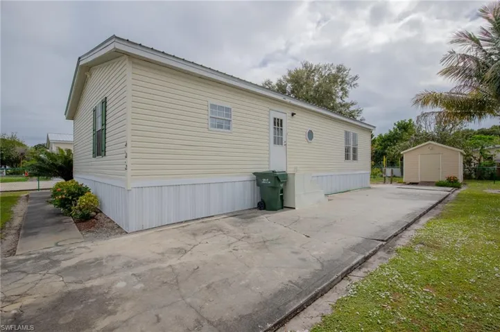 602  Bowden  RD, Clewiston, FL 33440