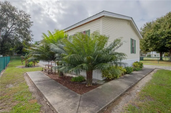 602  Bowden  RD, Clewiston, FL 33440