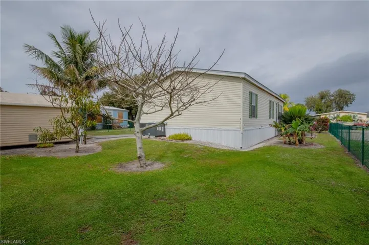 602  Bowden  RD, Clewiston, FL 33440