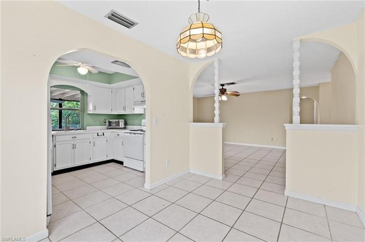 381  Lakeview  DR, North Fort Myers, FL 33917