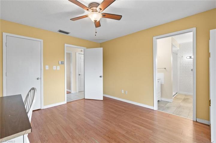 381  Lakeview  DR, North Fort Myers, FL 33917