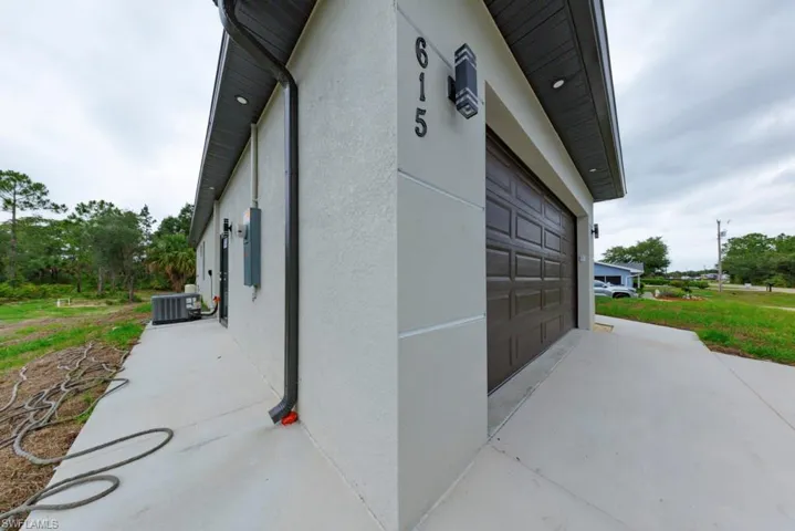 615 Broadway Ave, Lehigh Acres, Florida 33972