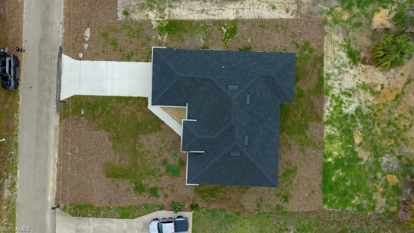 615 Broadway Ave, Lehigh Acres, Florida 33972