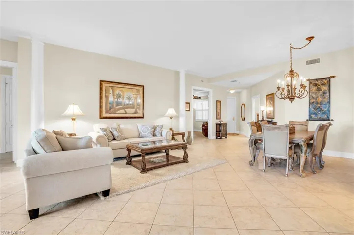 9006 Cascada Way 101, Naples, Florida 34114