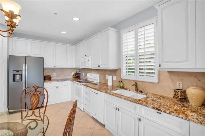 9006 Cascada Way 101, Naples, Florida 34114
