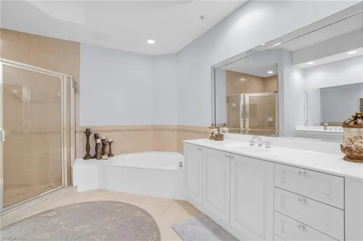 9006 Cascada Way 101, Naples, Florida 34114