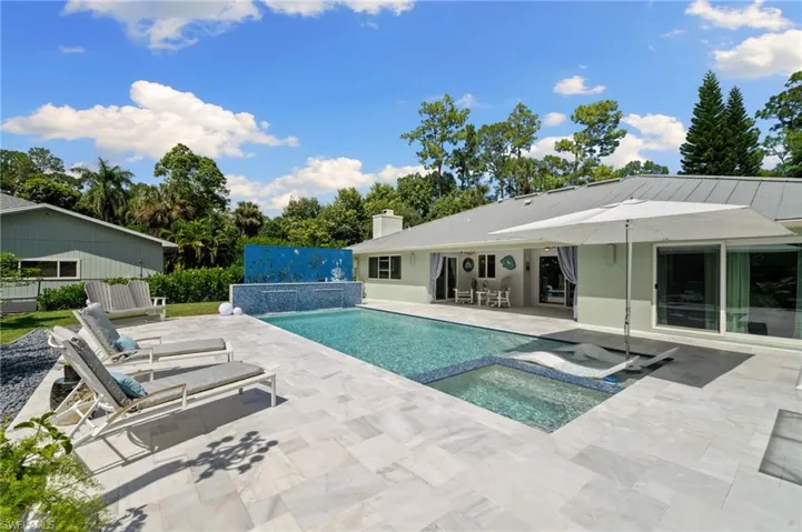 4920  Sycamore  DR, Naples, FL 34119
