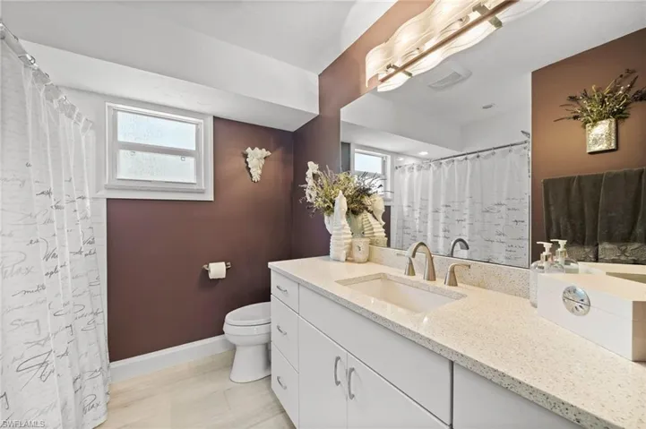 4920  Sycamore  DR, Naples, FL 34119