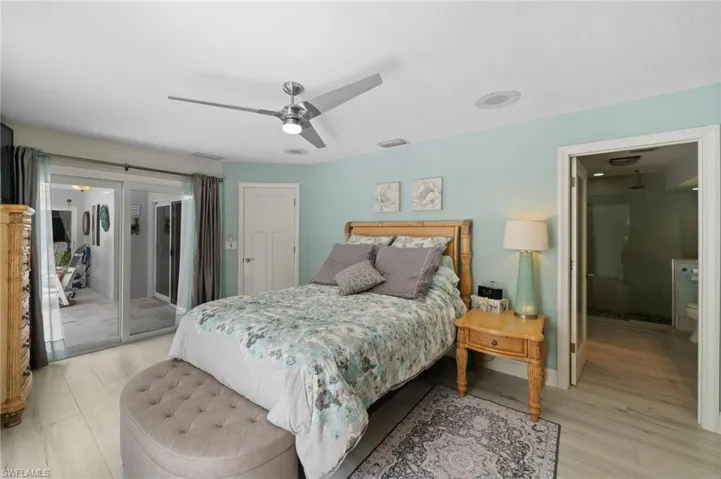 4920  Sycamore  DR, Naples, FL 34119