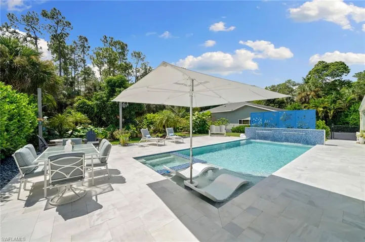 4920  Sycamore  DR, Naples, FL 34119
