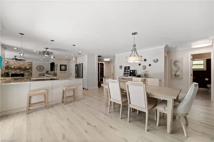 4920  Sycamore  DR, Naples, FL 34119