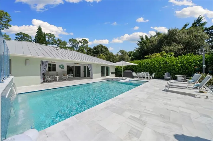 4920  Sycamore  DR, Naples, FL 34119