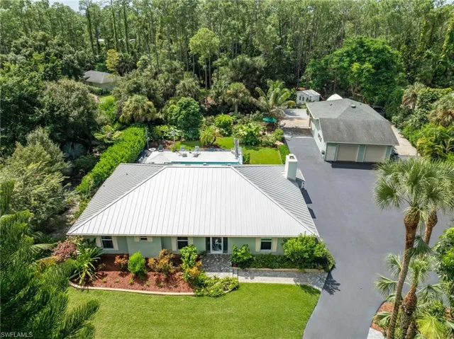4920  Sycamore  DR, Naples, FL 34119