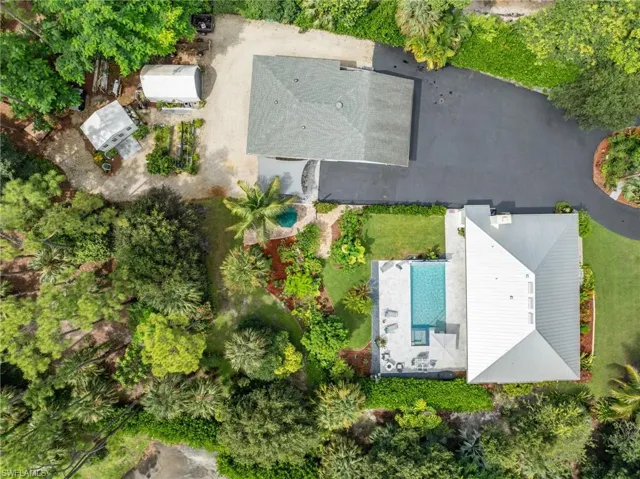 4920  Sycamore  DR, Naples, FL 34119