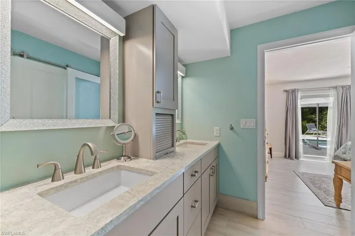 4920  Sycamore  DR, Naples, FL 34119