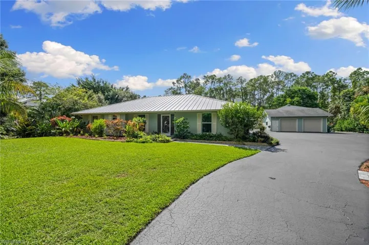 4920  Sycamore  DR, Naples, FL 34119