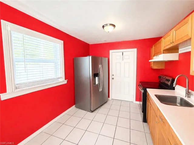 2485 Bayside St, Naples, Florida 34112