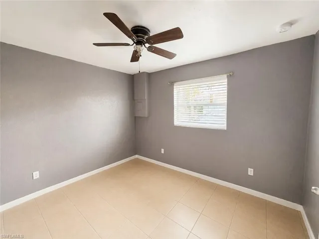 2485 Bayside St, Naples, Florida 34112
