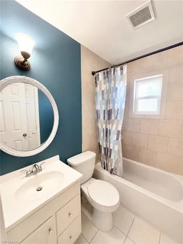 2485 Bayside St, Naples, Florida 34112