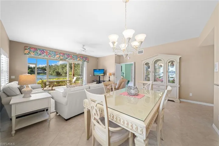 6170 Reserve Cir 101, Naples, Florida 34119