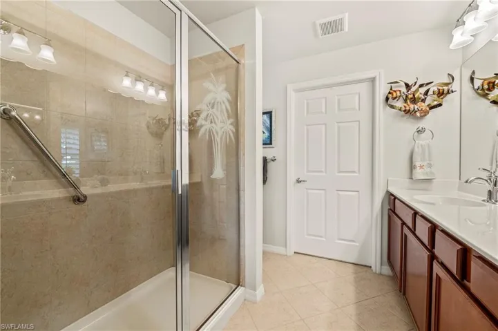 28528 Hammerhead Ln Bonita Springs 34135 - Dual sinks and walk in shower