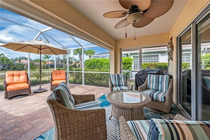 28528 Hammerhead Ln Bonita Springs 34135 - Storm protected lanai