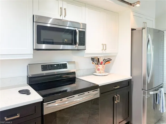 211 White Pelican Dr, Upper Captiva, Florida 33924