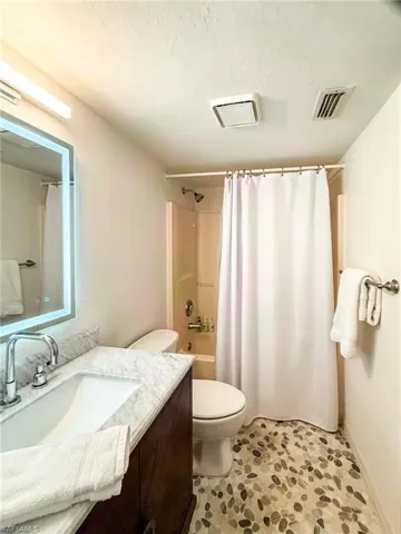 211 White Pelican Dr, Upper Captiva, Florida 33924