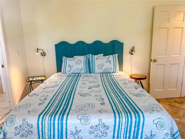 211 White Pelican Dr, Upper Captiva, Florida 33924