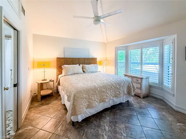211 White Pelican Dr, Upper Captiva, Florida 33924