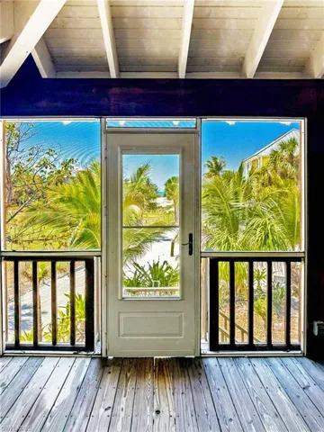 211 White Pelican Dr, Upper Captiva, Florida 33924
