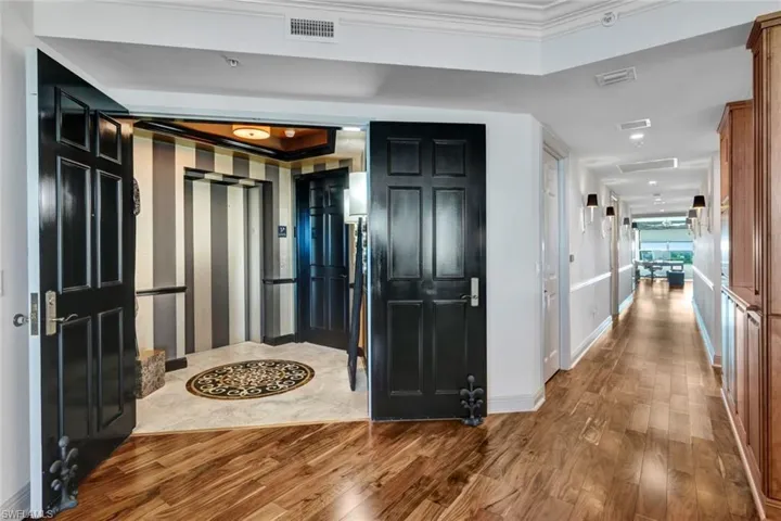 Stunning entry