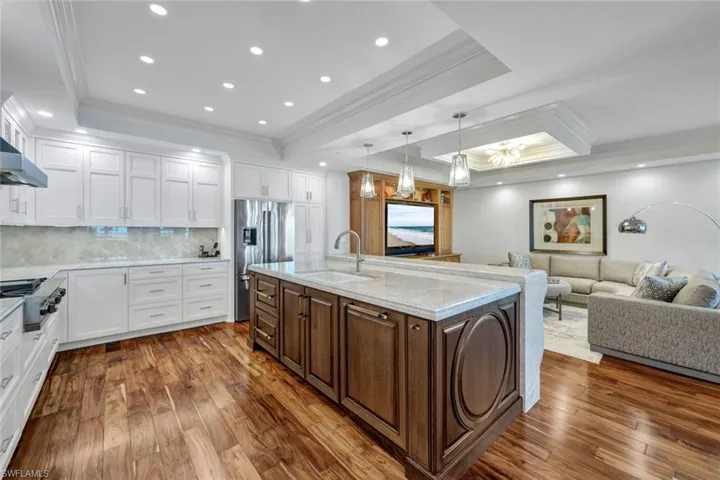Distinctive kitchen island.
