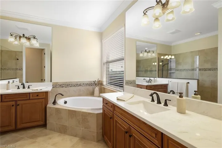 28591 Westmeath Ct, Bonita Springs, Florida 34135