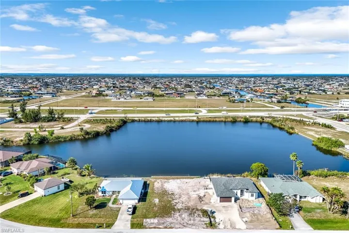 1216 30th Pl, Cape Coral, Florida 33993