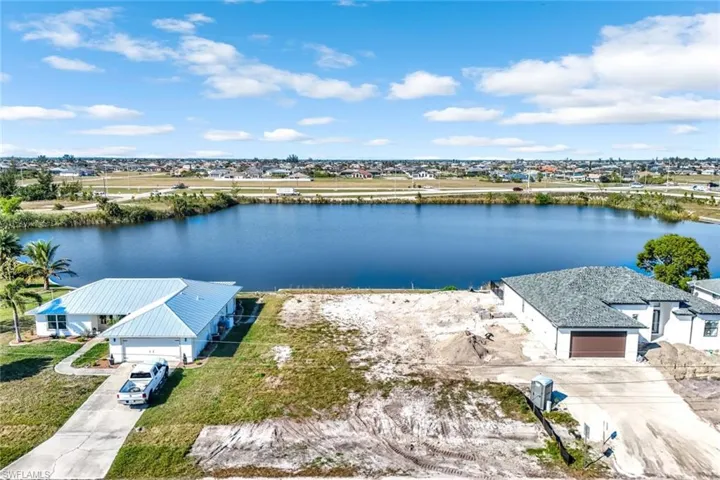 1216 30th Pl, Cape Coral, Florida 33993