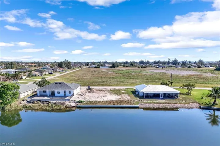 1216 30th Pl, Cape Coral, Florida 33993