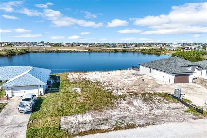 1216 30th Pl, Cape Coral, Florida 33993