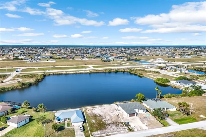 1216 30th Pl, Cape Coral, Florida 33993