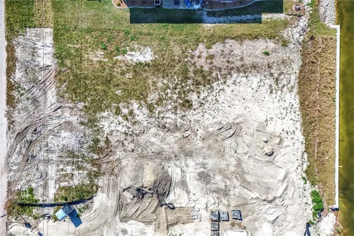 1216 30th Pl, Cape Coral, Florida 33993