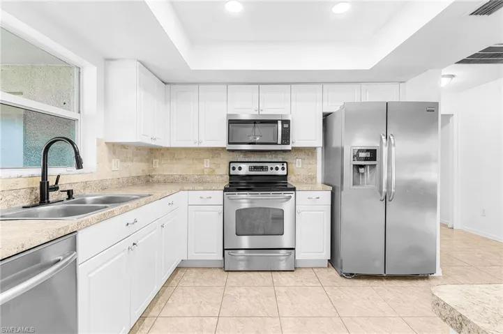 116 Sw 28th Ter, Cape Coral, Florida 33914