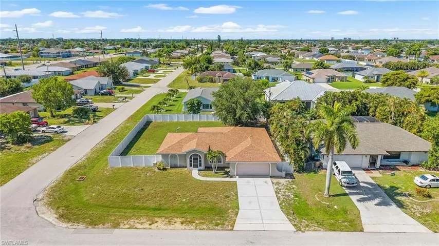 116 Sw 28th Ter, Cape Coral, Florida 33914