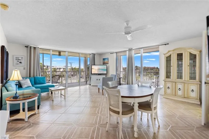 7148 Estero Blvd 322, Fort Myers Beach, Florida 33931